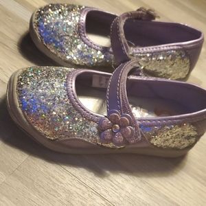 Girls shoes
